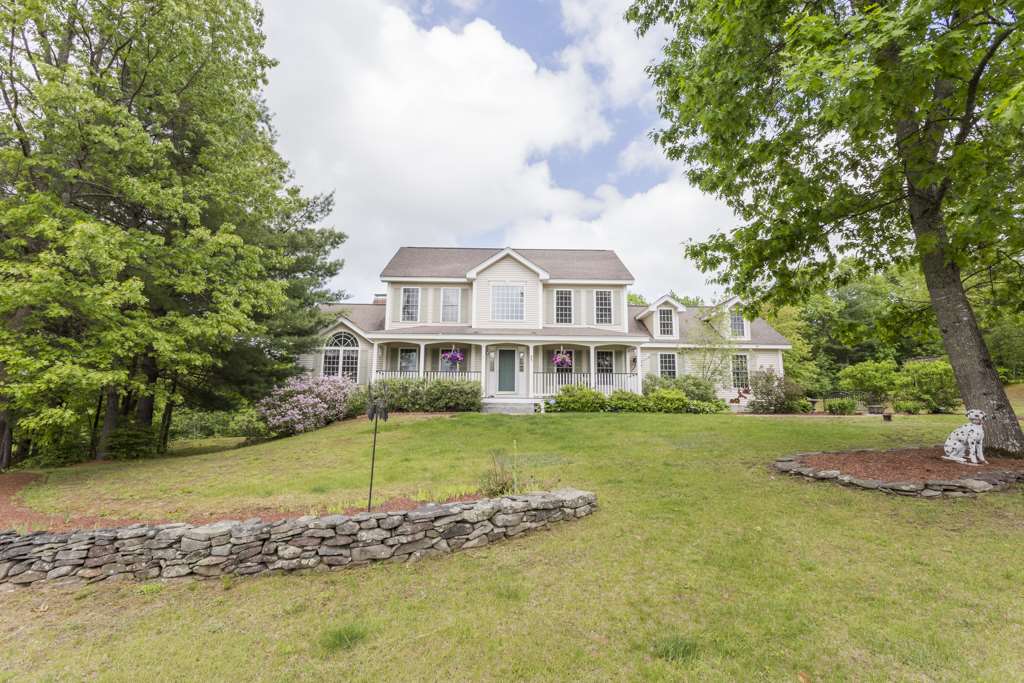93 Byam Road New Boston, NH 03070 - Photo 3 of 40
