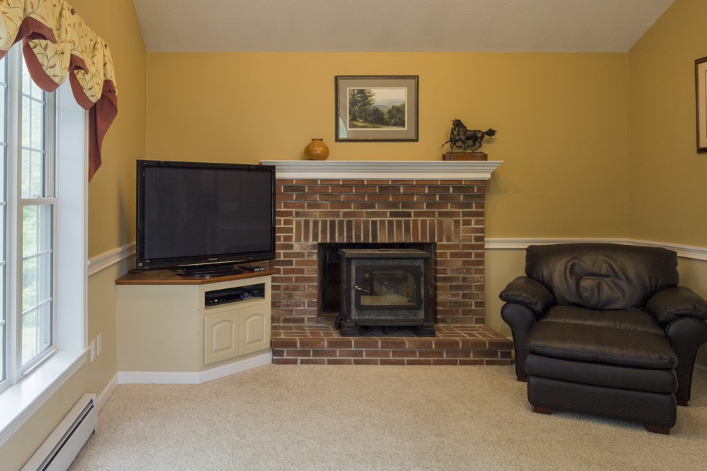93 Byam Road New Boston, NH 03070 - Photo 22 of 40