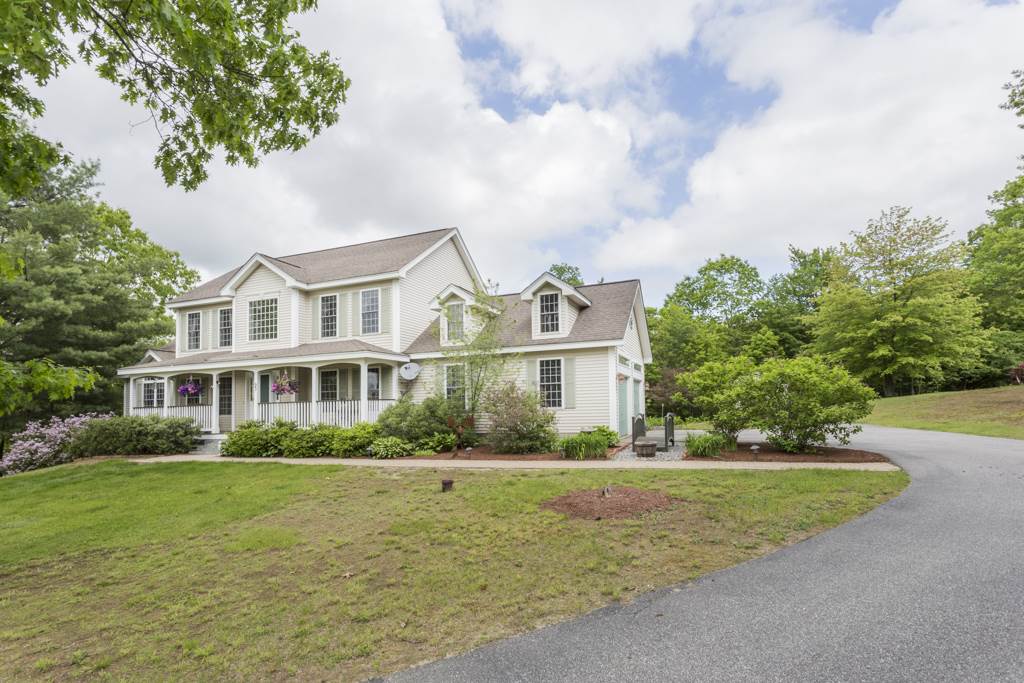93 Byam Road New Boston, NH 03070 - Photo 4 of 40