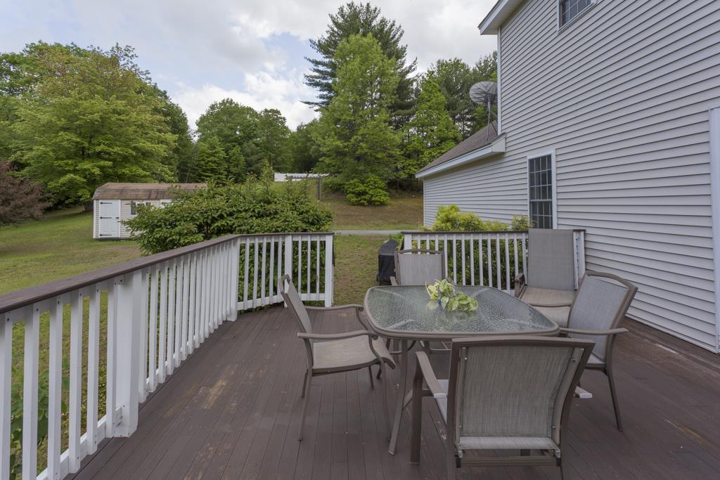 93 Byam Road New Boston, NH 03070 - Photo 38 of 40