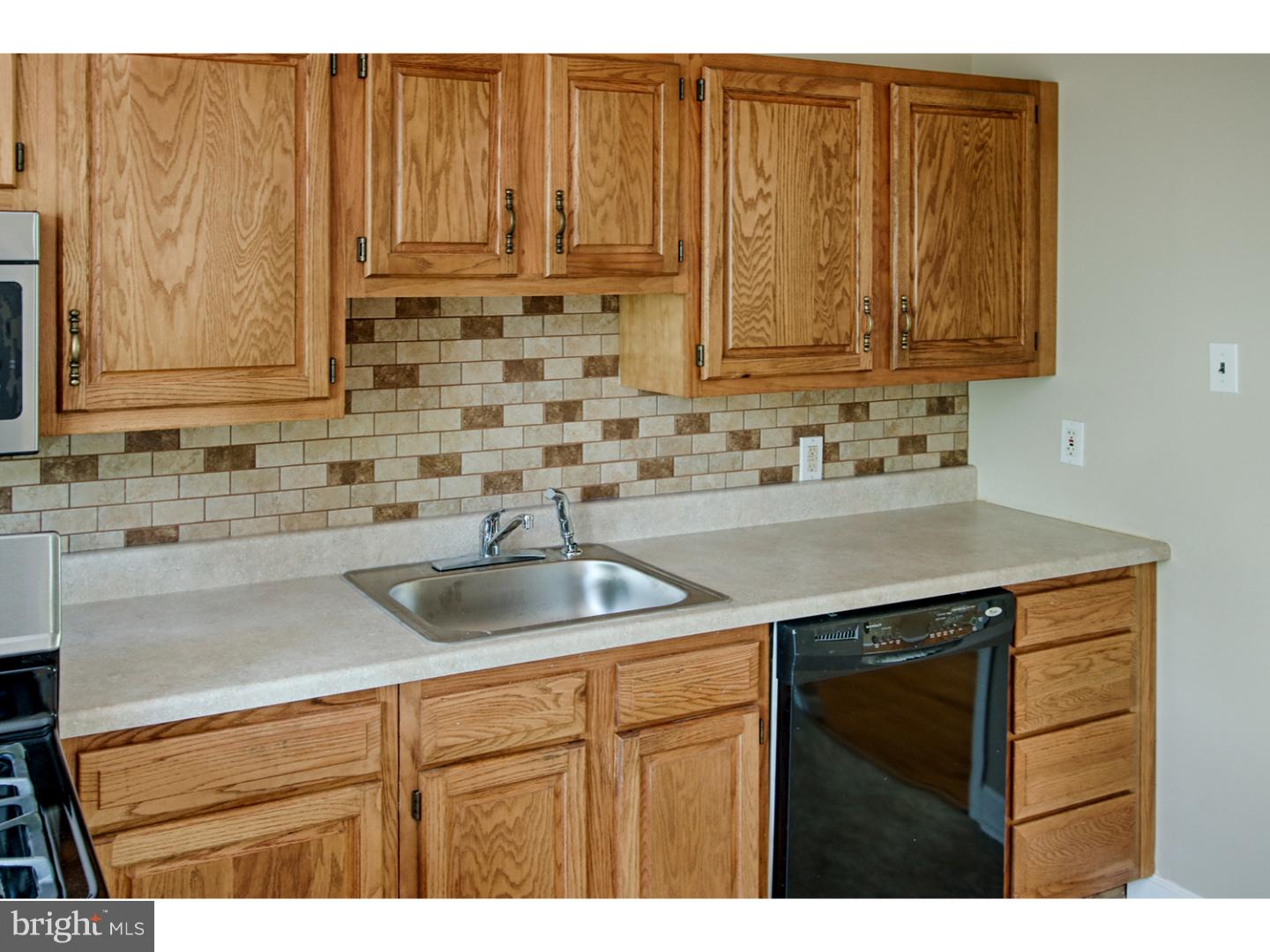 413 Bruce Road Cherry Hill, NJ 08034 - Photo 15 of 25 Kitchen