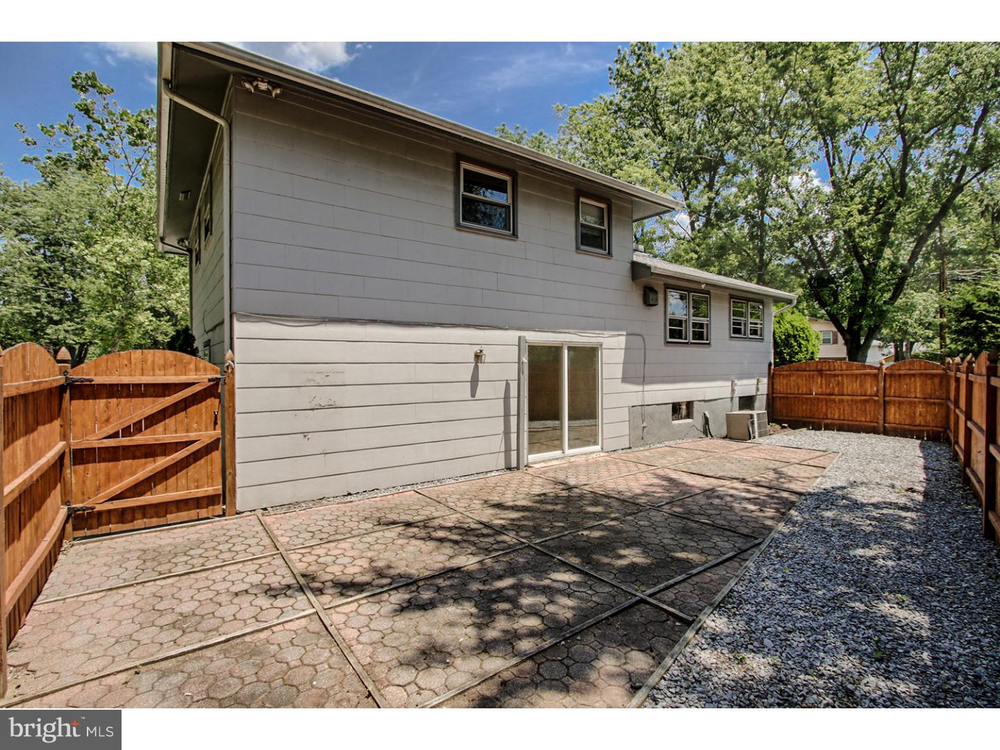 413 Bruce Road Cherry Hill, NJ 08034 - Photo 23 of 25 Exterior Back