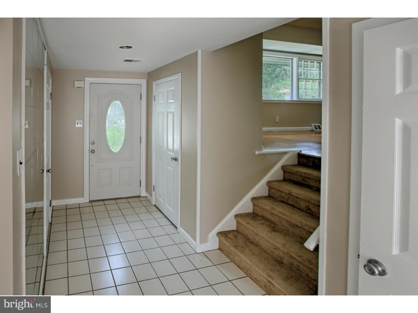 413 Bruce Road Cherry Hill, NJ 08034 - Photo 8 of 25 Foyer