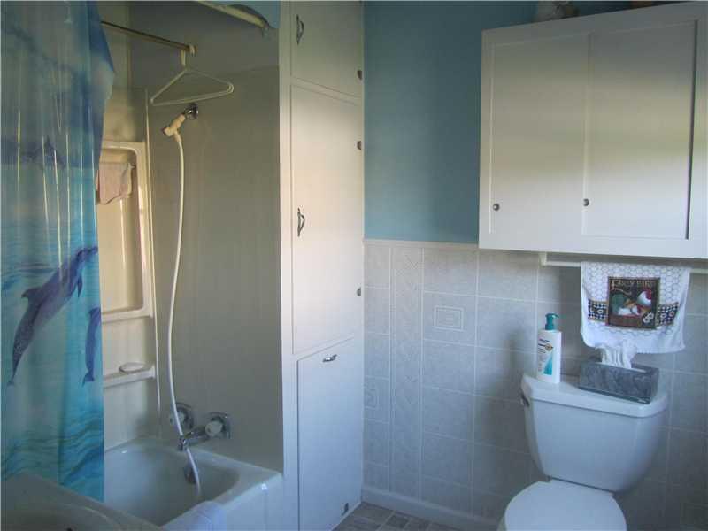 297 South Cottage Road Mercer, PA 16137 - Photo 16 of 25 Full Bath.