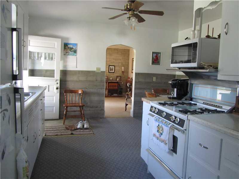 297 South Cottage Road Mercer, PA 16137 - Photo 8 of 25 Kitchen.