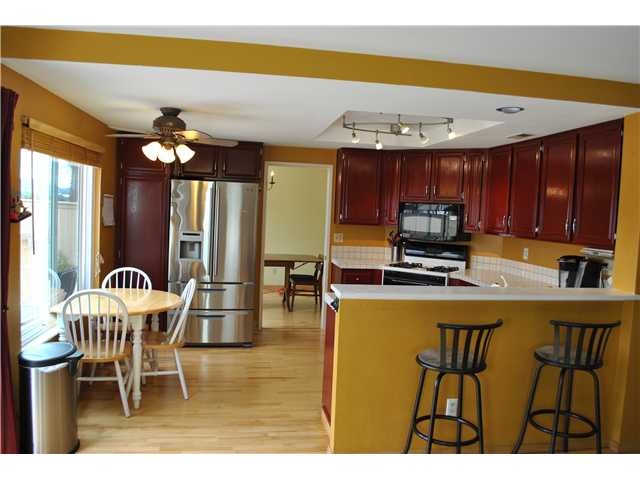 1614 Promontory Ridge Way Vista, CA 92081 - Photo 3 of 16