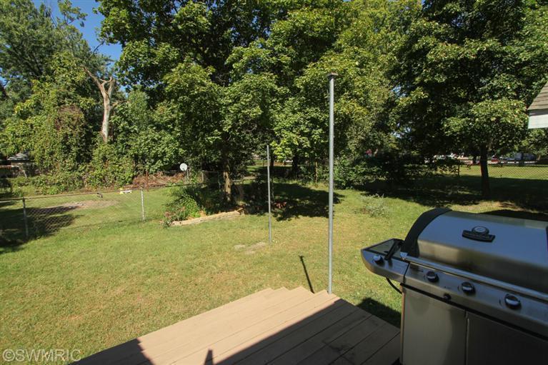 707 Reed Avenue Kalamazoo, MI 49001 - Photo 14 of 19 Additional Photo