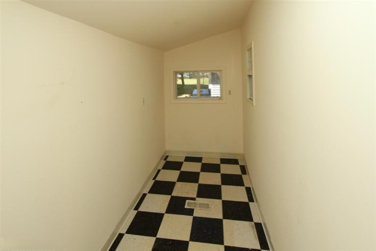707 Reed Avenue Kalamazoo, MI 49001 - Photo 17 of 19 Additional Photo
