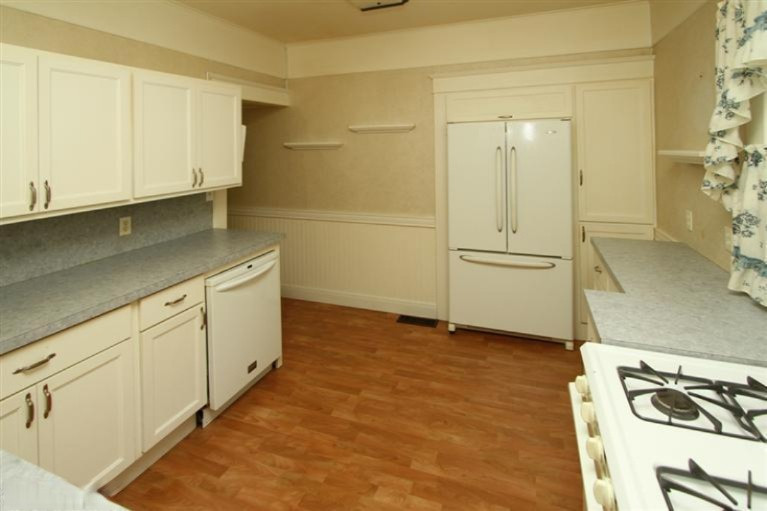 707 Reed Avenue Kalamazoo, MI 49001 - Photo 3 of 19 Additional Photo