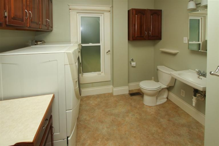 707 Reed Avenue Kalamazoo, MI 49001 - Photo 7 of 19 Additional Photo