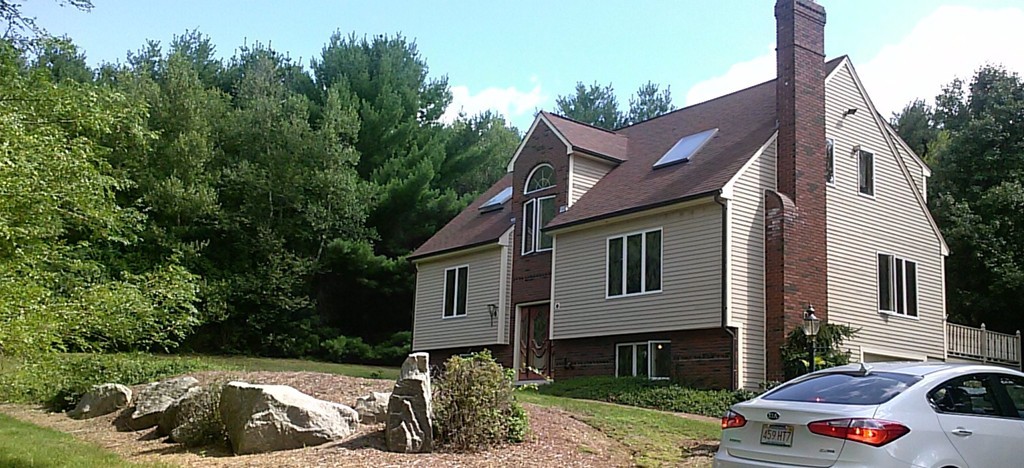 86 Larned Road Oxford, MA 01540 - Photo 1 of 16 Gallery Image 1