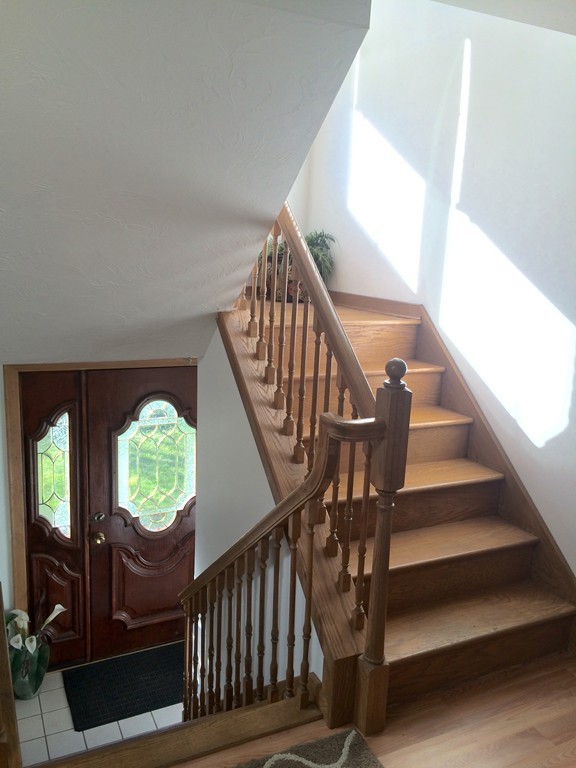 86 Larned Road Oxford, MA 01540 - Photo 4 of 16 Gallery Image 4