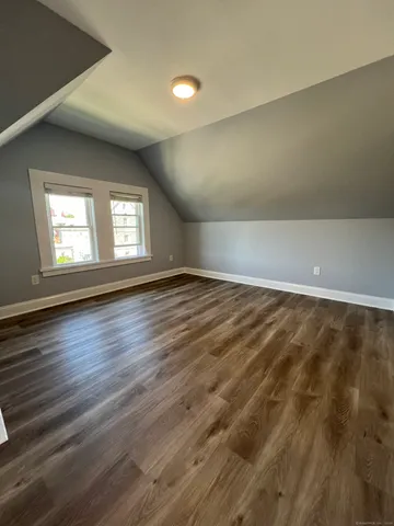 $1,800 | 15 Huntington Street, Unit 6, New London, CT 06320