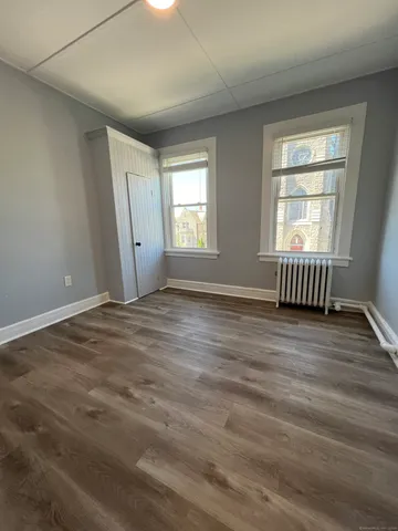 $1,800 | 15 Huntington Street, Unit 6, New London, CT 06320