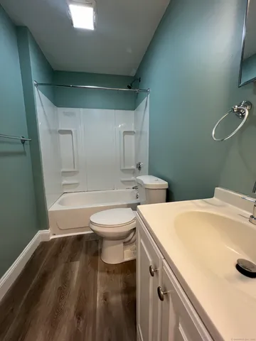 $1,800 | 15 Huntington Street, Unit 6, New London, CT 06320