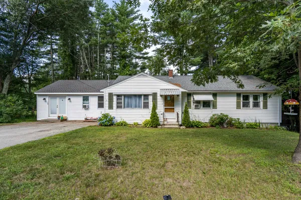 $625,000 | 2 Marblehead Road, Windham, NH 03087