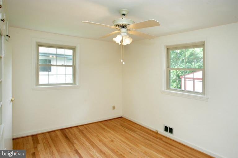 402 Ellsworth Drive Silver Spring, MD 20910 - Photo 14 of 23 Bedroom