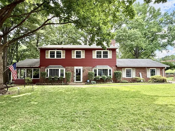 $280,000 | 522 Chartier Drive, St. Louis, MO 63135
