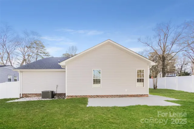 $1,930 | 85 Winecoff Avenue Northeast, Concord, NC 28025