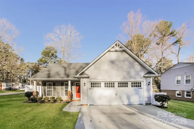 $1,930 | 85 Winecoff Avenue Northeast, Concord, NC 28025