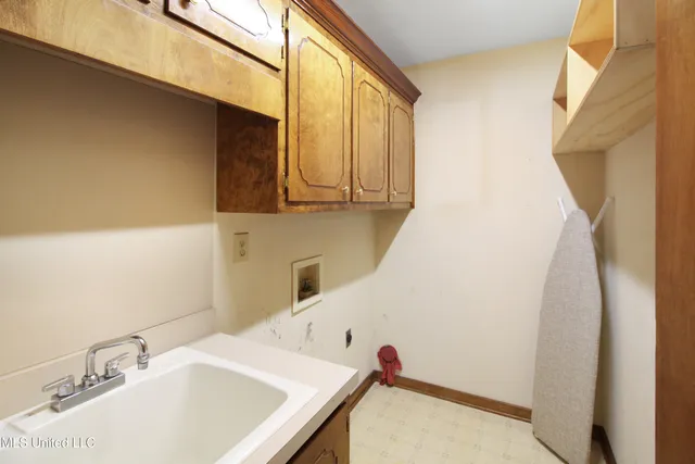 $170,900 | 1450 Dupree Road, Raymond, MS 39154