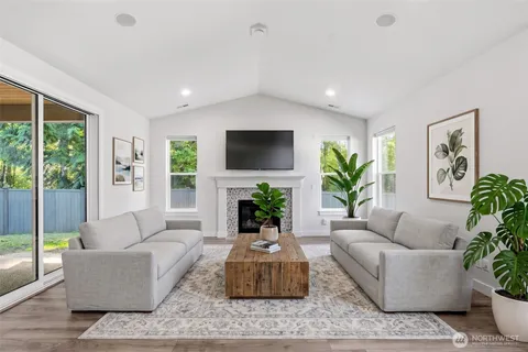 $799,950 | 13022 157th Street East, Puyallup, WA 98374