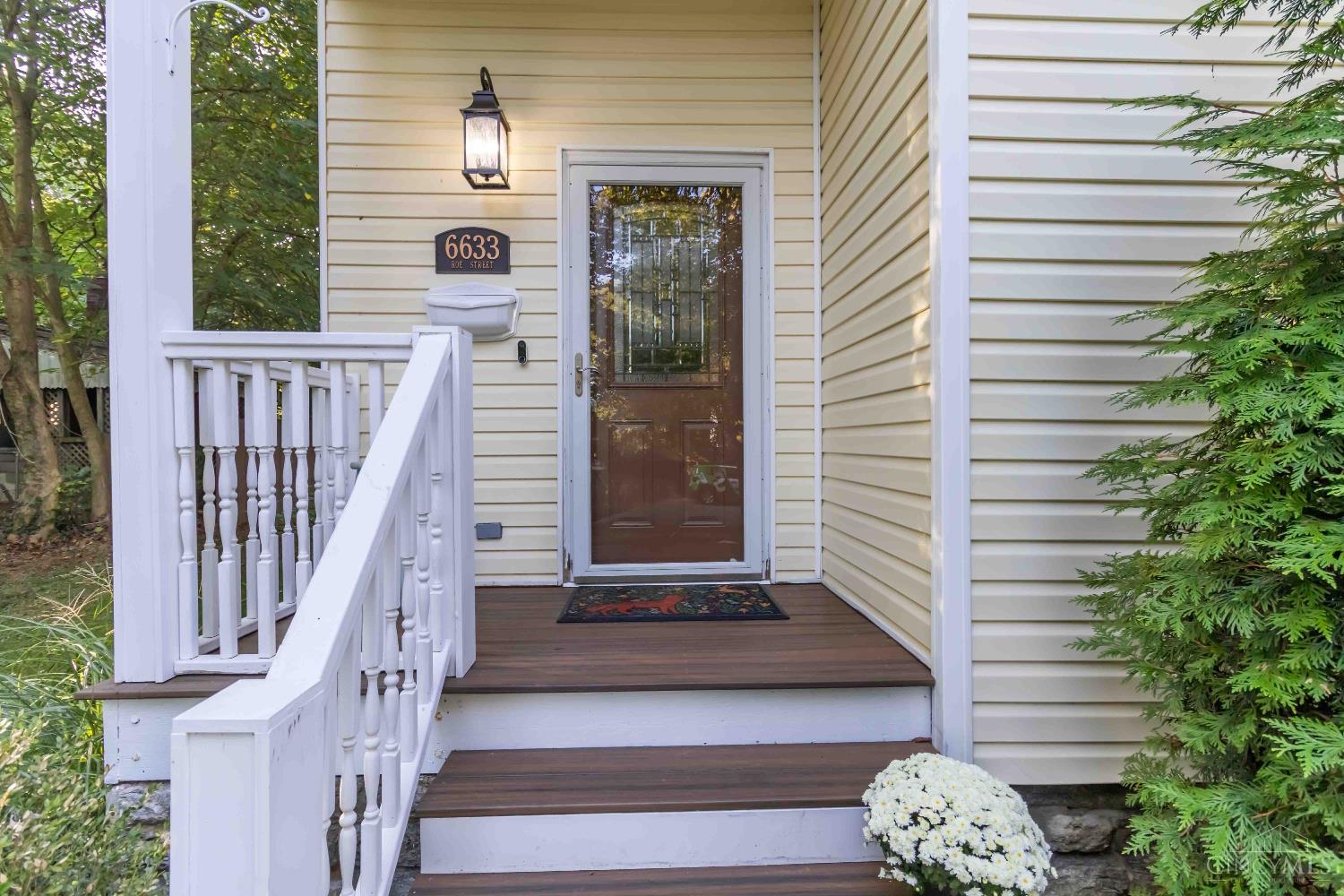 6633 Roe Street Cincinnati, OH 45227 - Photo 6 of 50 Gallery Image 6