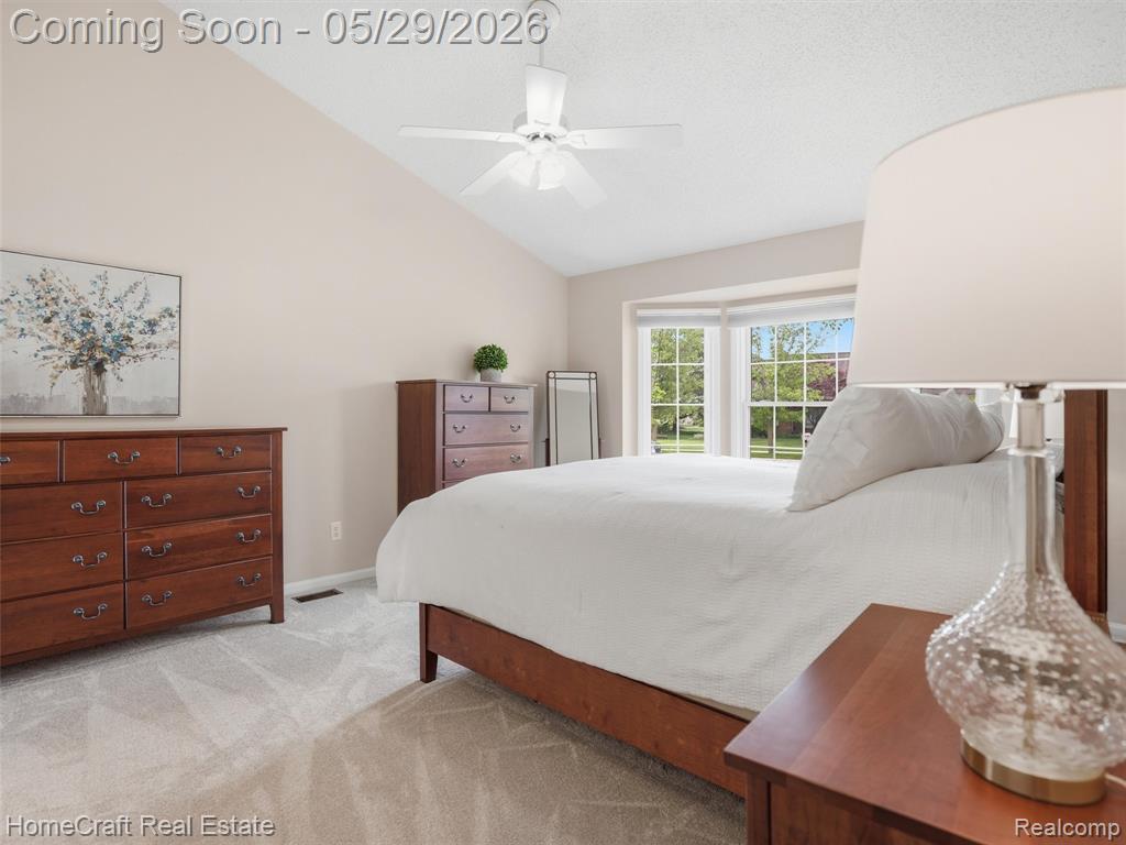 45088 Danbury Road Canton, MI 48188 - Photo 17 of 39