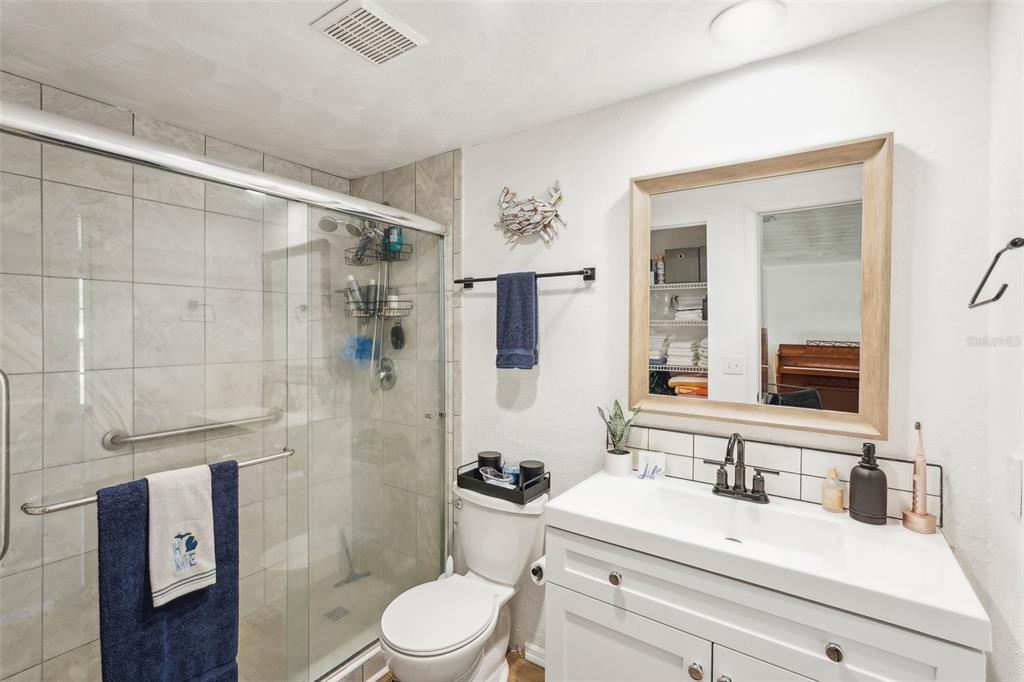107 Temple Road Venice, FL 34293 - Photo 9 of 24