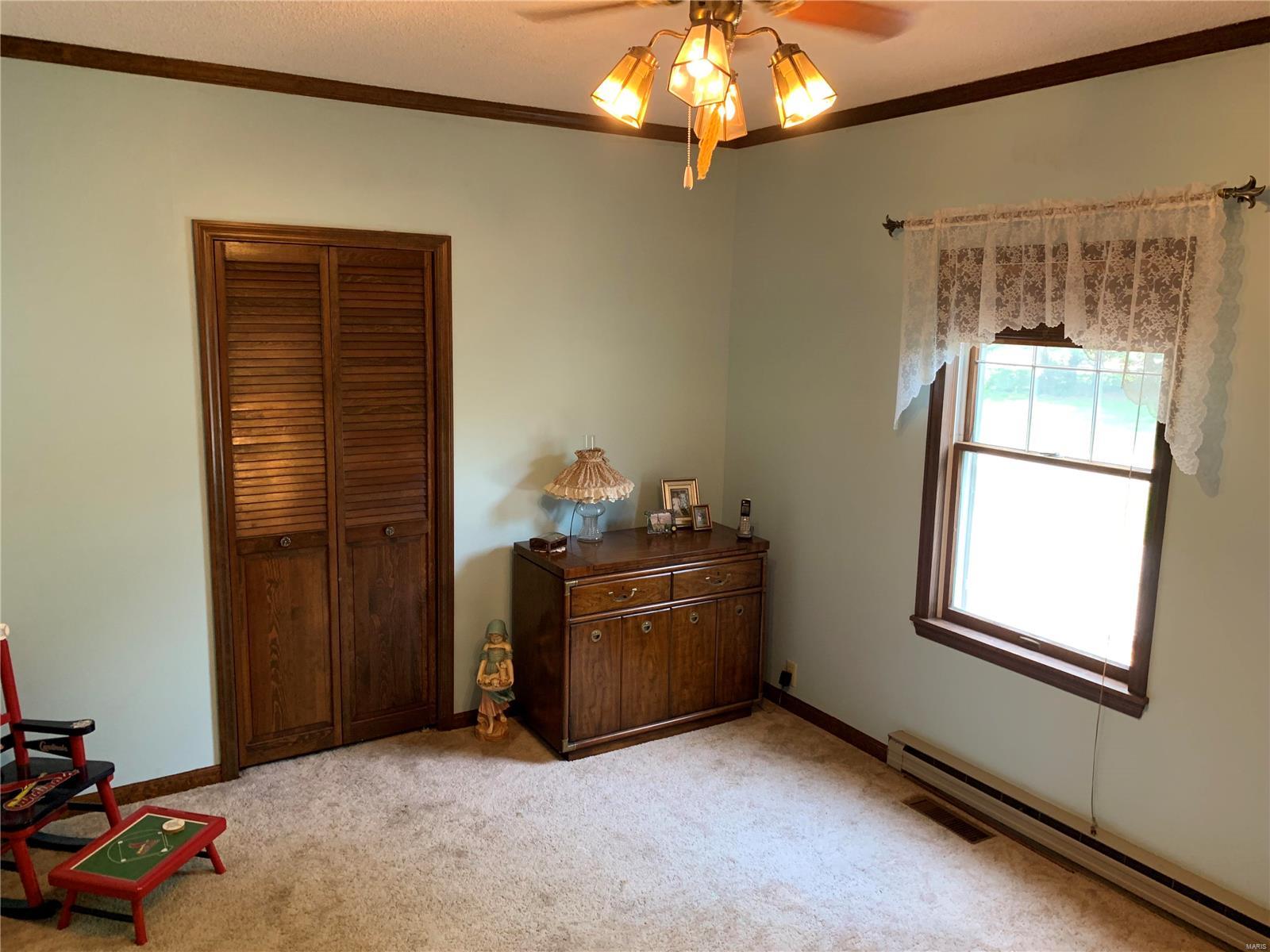 708 Walnut Hill Road Centralia, IL 62801 - Photo 26 of 41 Gallery Image 26