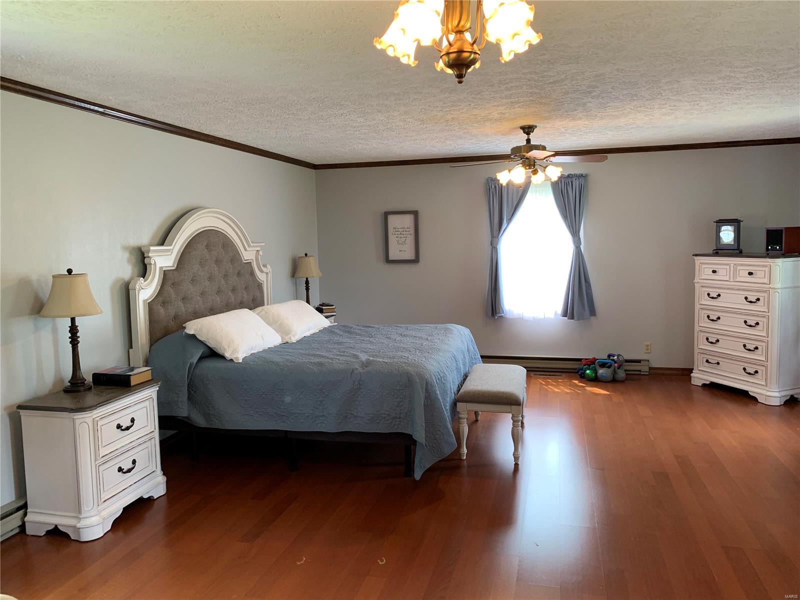 708 Walnut Hill Road Centralia, IL 62801 - Photo 32 of 41 Gallery Image 32