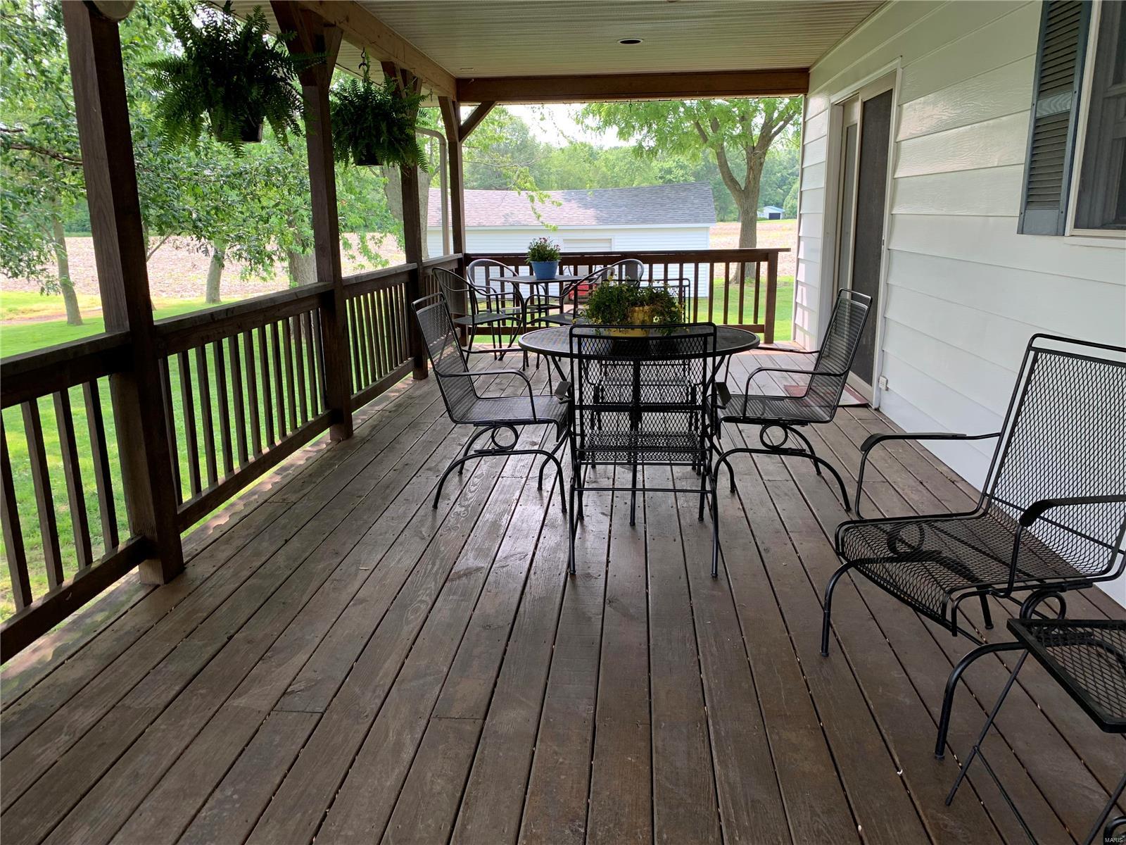 708 Walnut Hill Road Centralia, IL 62801 - Photo 39 of 41 Gallery Image 39
