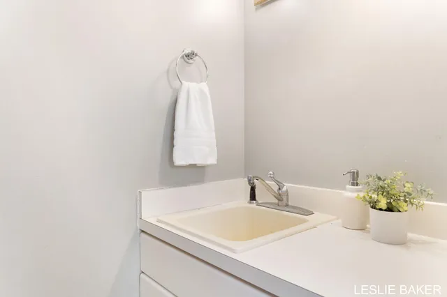 $529,900 | 3534 41st Street, Hamilton, MI 49419