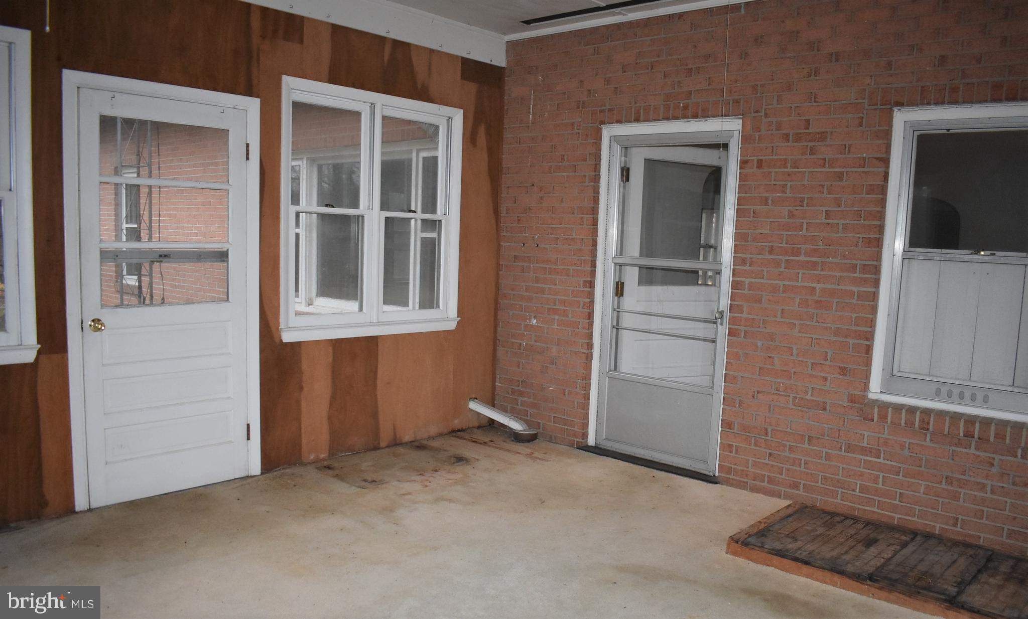 419 Landis Road Hagerstown, MD 21740 - Photo 8 of 41 Gallery Image 8