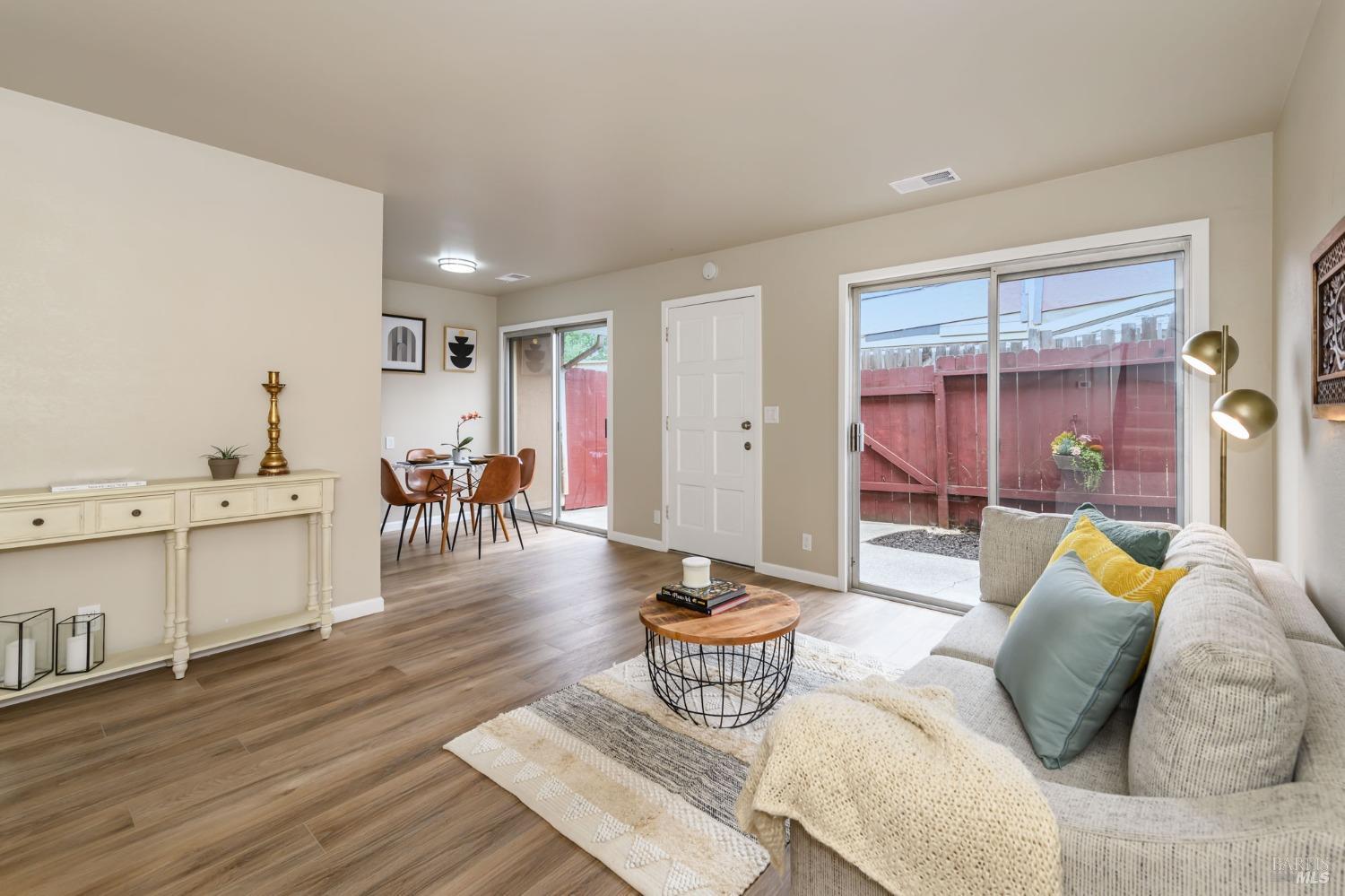 420 Corcoran Ave Unit 2