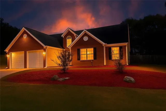 $374,900 | 3847 Cove Top Court, Loganville, GA 30052