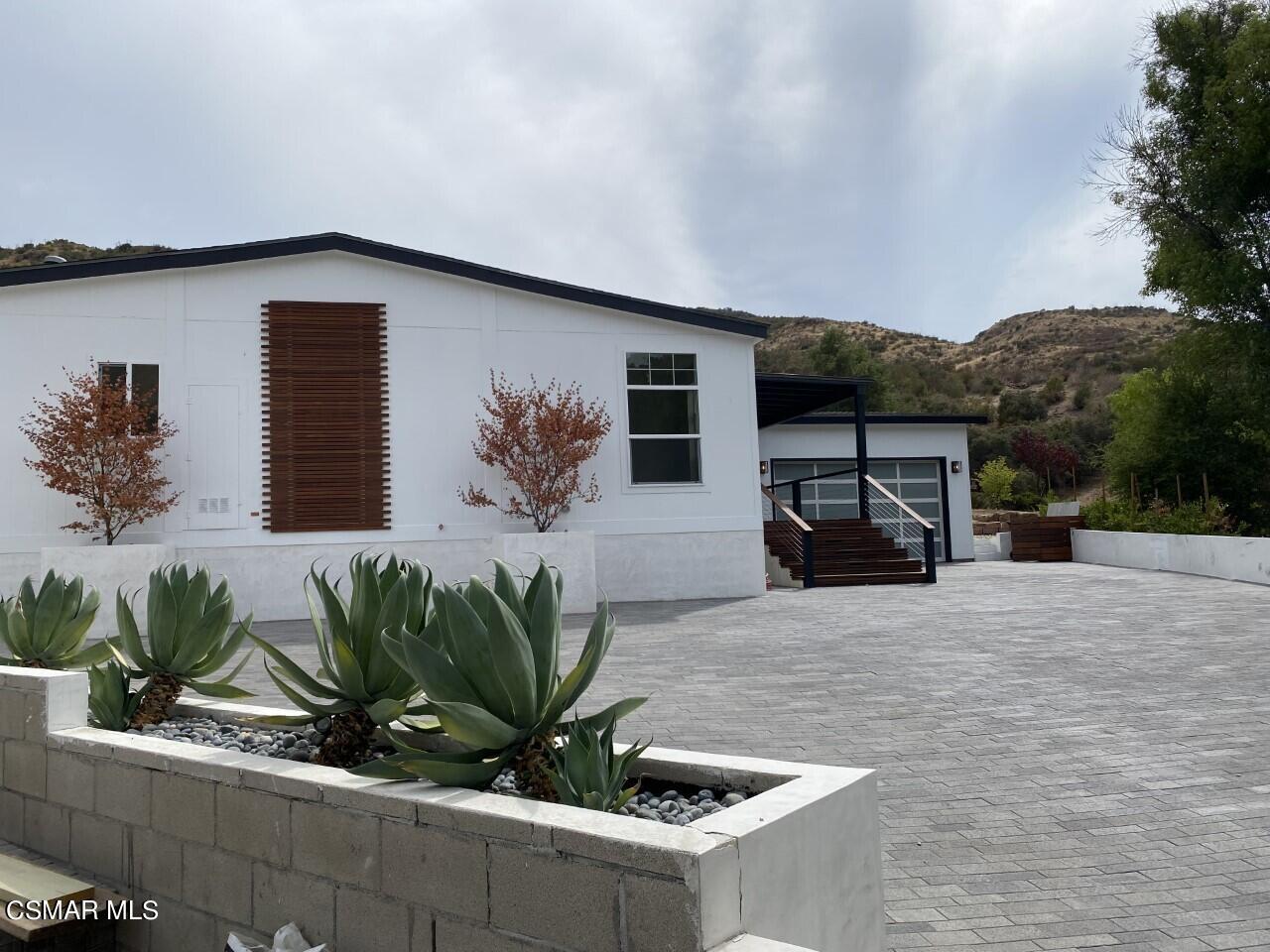 152 Kings Place, Westlake Village, CA 91361 Compass