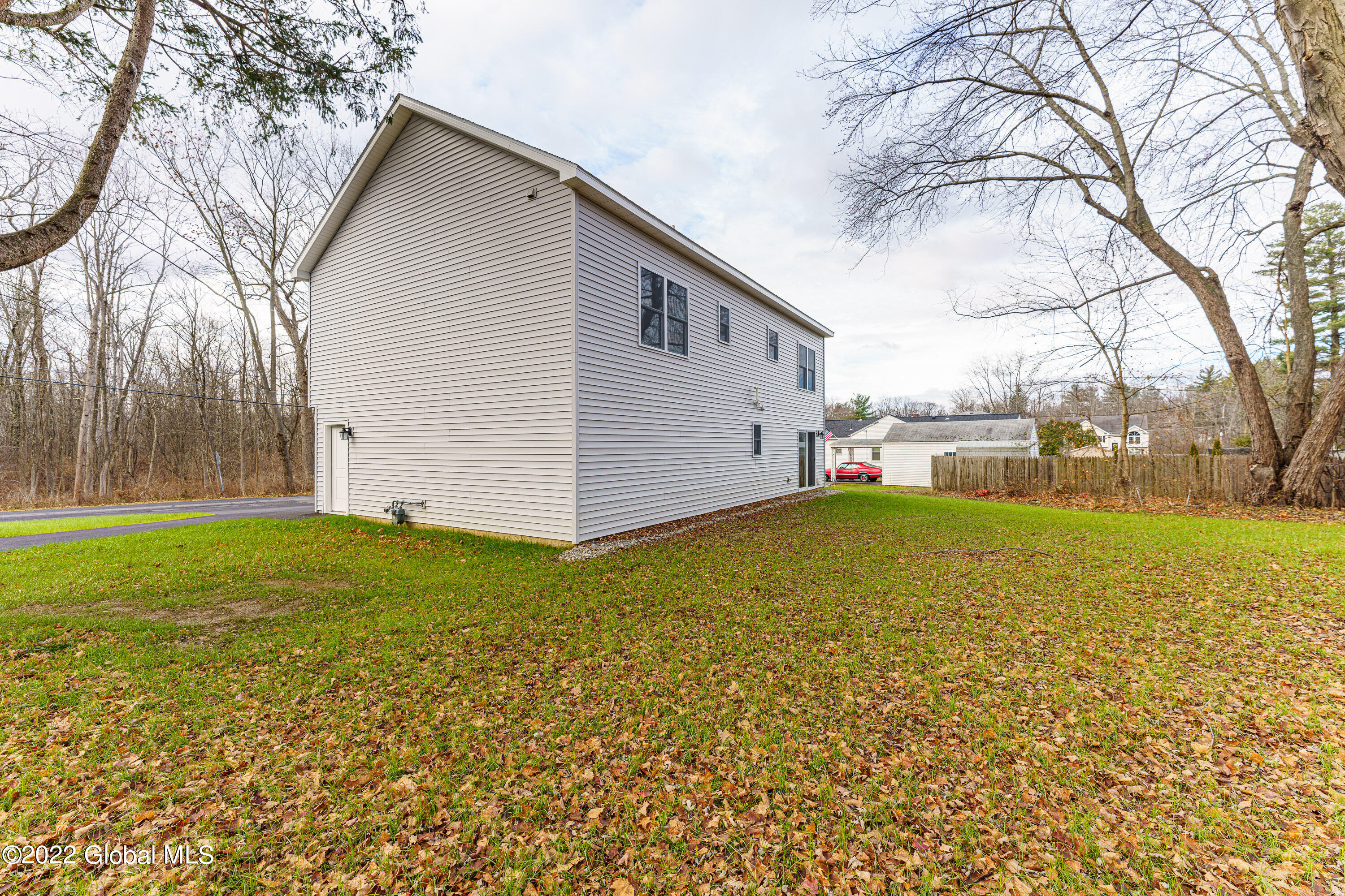 75 New Shaker Road Colonie, NY 12205 - Photo 33 of 37 Yard 2