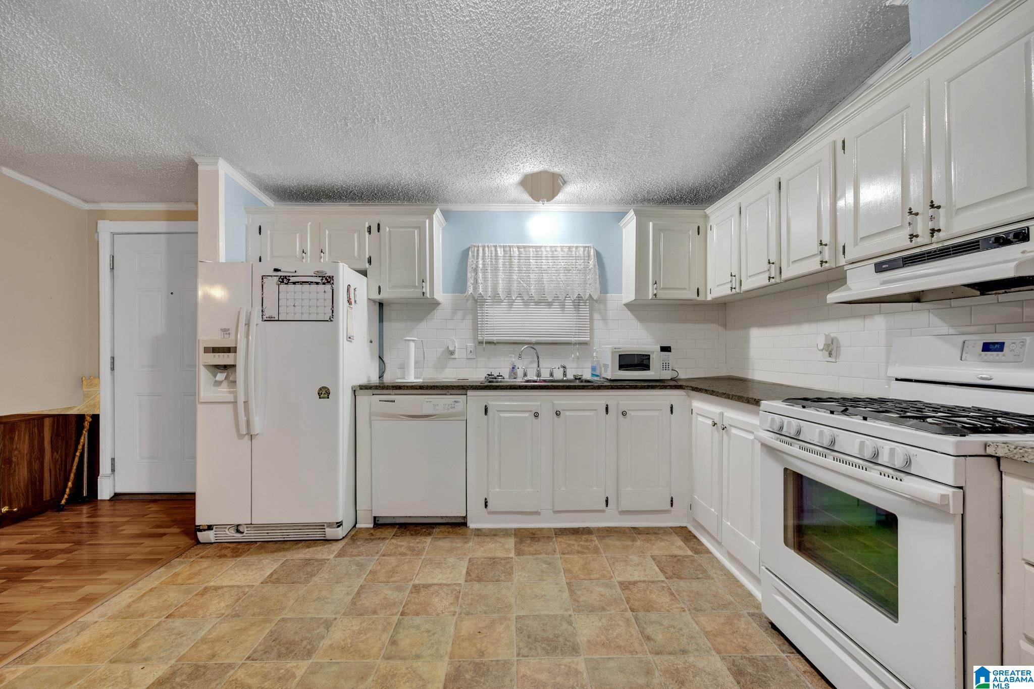 500 Mulberry Hills Road Hayden, AL 35079 - Photo 11 of 37