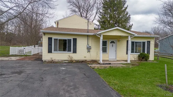 $299,900 | 4540 Barker Hill Road, De Witt, NY 13078