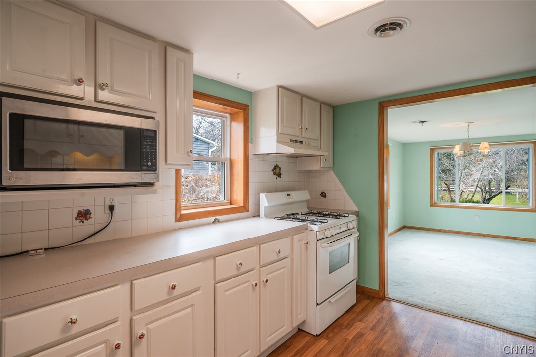 4540 Barker Hill Road De Witt, NY 13078 - Photo 17 of 48