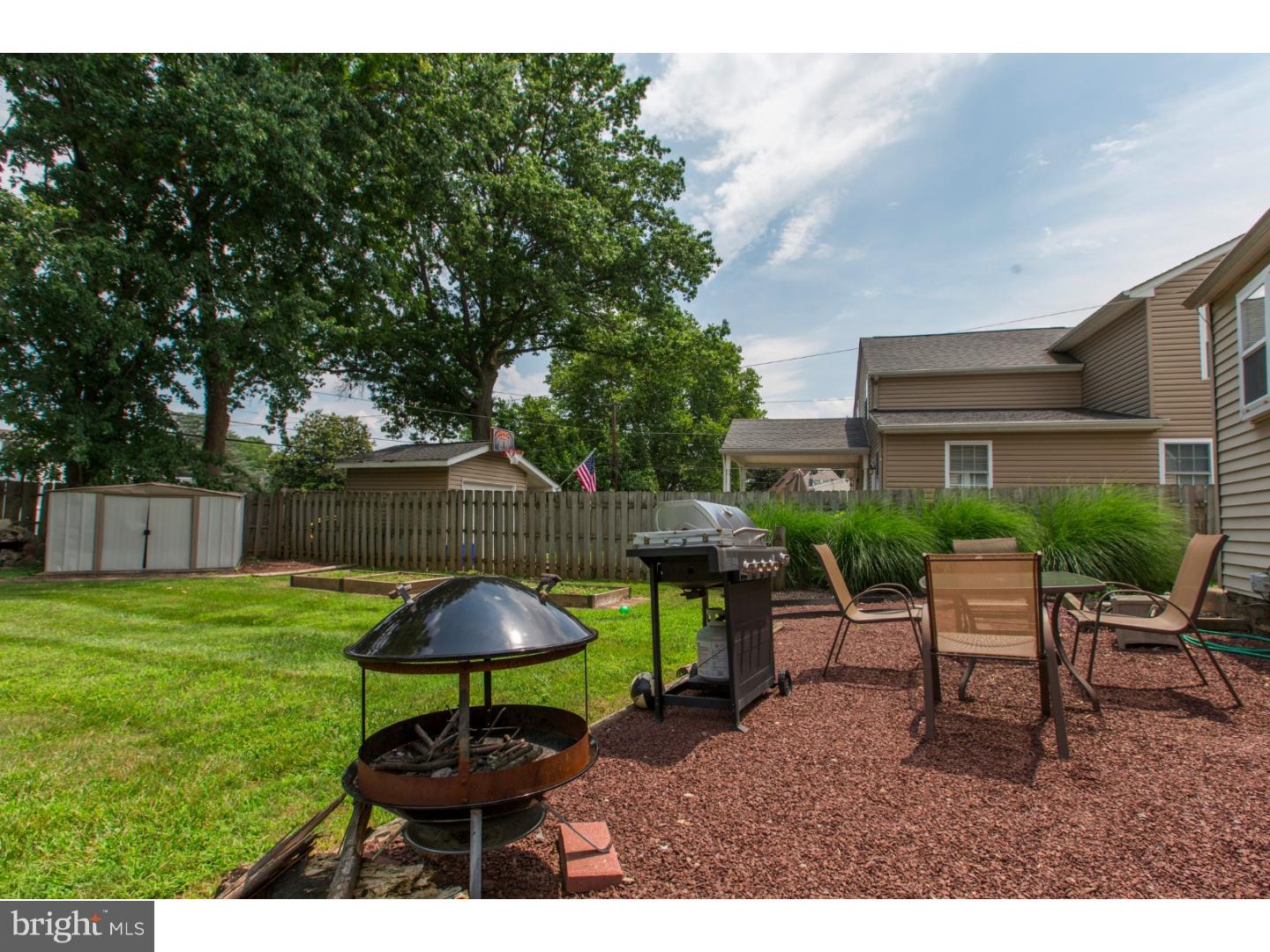 412 Crescent Road Hatboro, PA 19040 - Photo 19 of 24 Patio