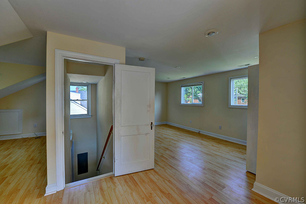 1916 Seddon Road Richmond, VA 23227 - Photo 10 of 23 Gallery Image 10