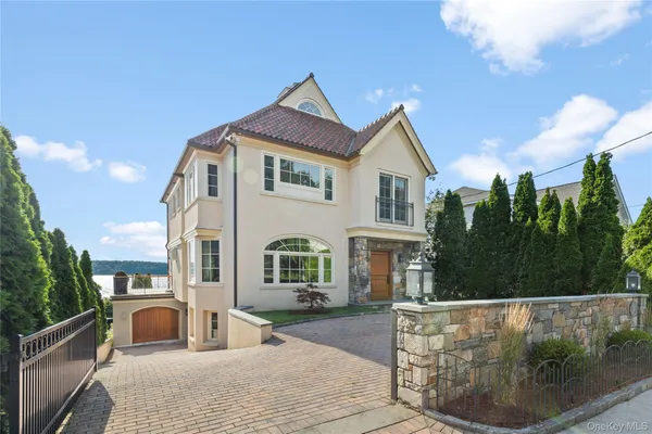 $1,999,000 | 33 Livingston Avenue, Dobbs Ferry, NY 10522