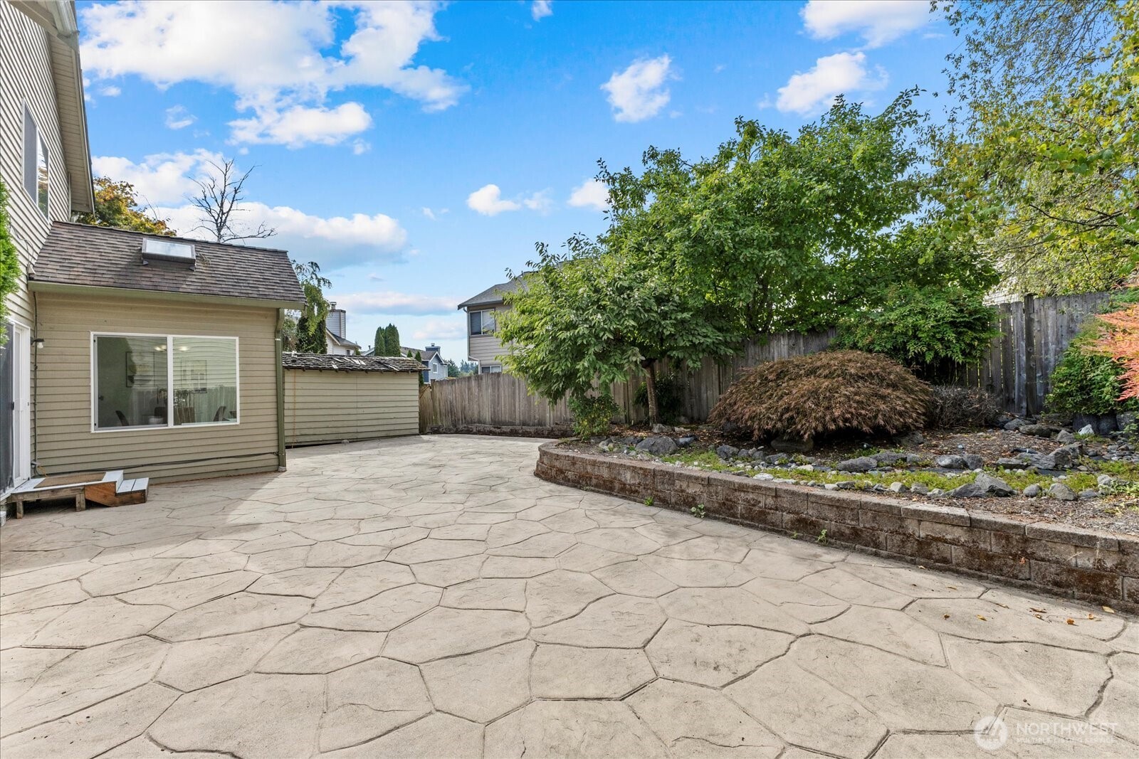 1027 Southwest 352nd Street Federal Way, WA 98023 - Photo 25 of 33 a view of a backyard