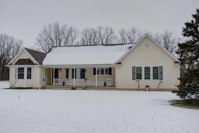 $389,875 | 5169 Alexander Drive, Britton, MI 49229