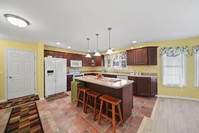 $389,875 | 5169 Alexander Drive, Britton, MI 49229