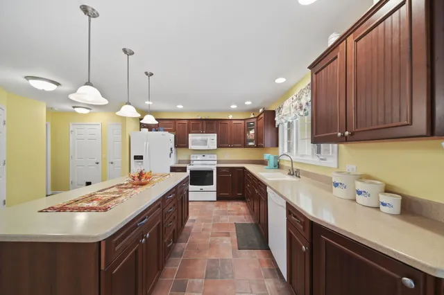 $389,875 | 5169 Alexander Drive, Britton, MI 49229