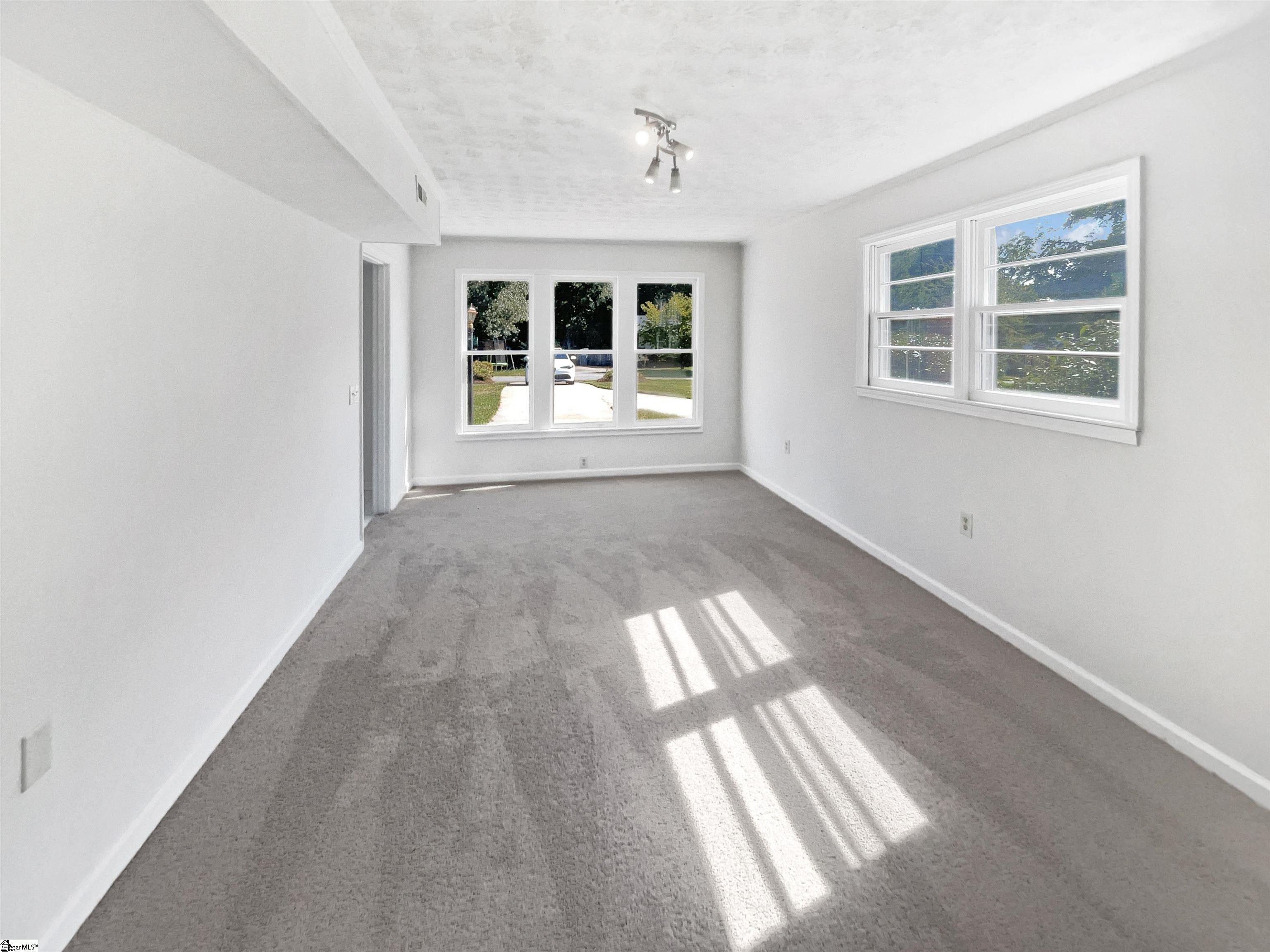 218 Woodhaven Road Easley, SC 29640 - Photo 19 of 21 Gallery Image 19