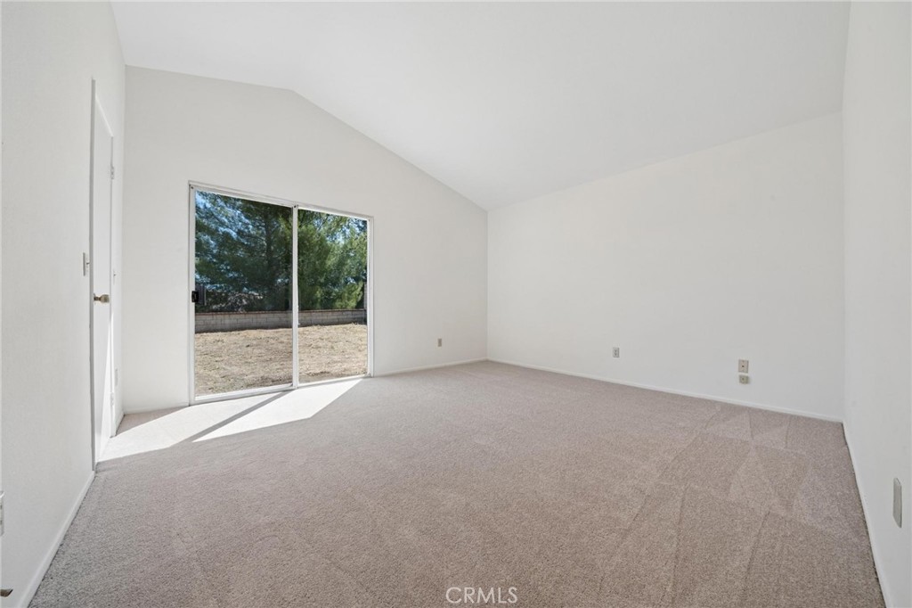 31918 Gelding Road Castaic, CA 91384 - Photo 22 of 43
